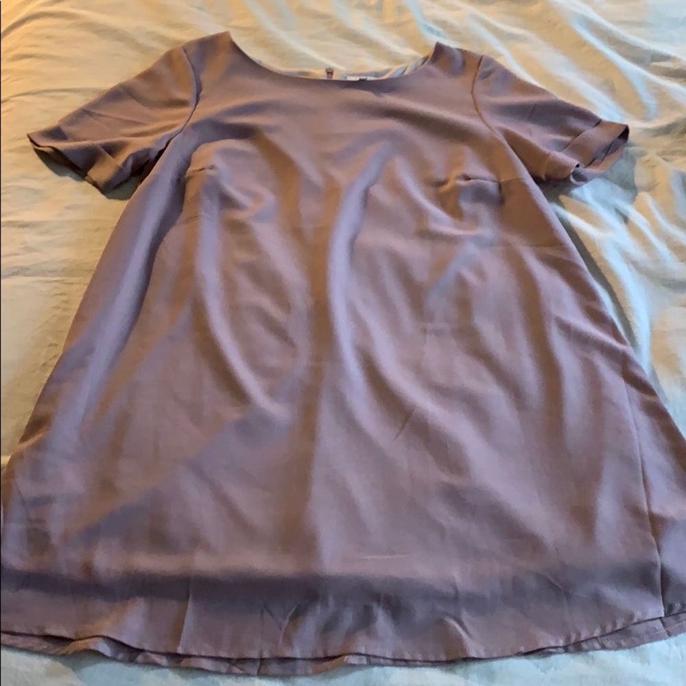 Short sleeve mini dress